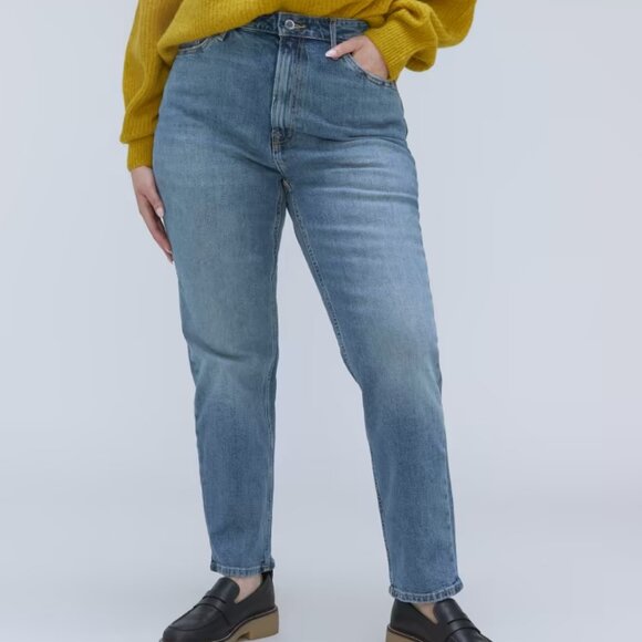 Everlane Denim - Everlane Curvy Cheeky Straight Jean (Crop)